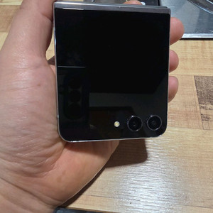 폴더블 스마트폰 512GB 판매합니다.