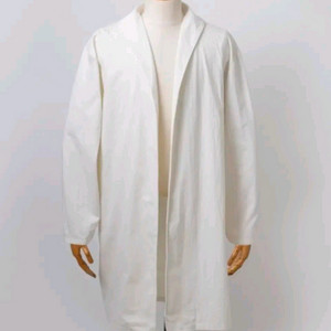 스즈메의 문단속 일본 전시회 소타 셔츠 판매 굿즈 코스프레 의상 이미지