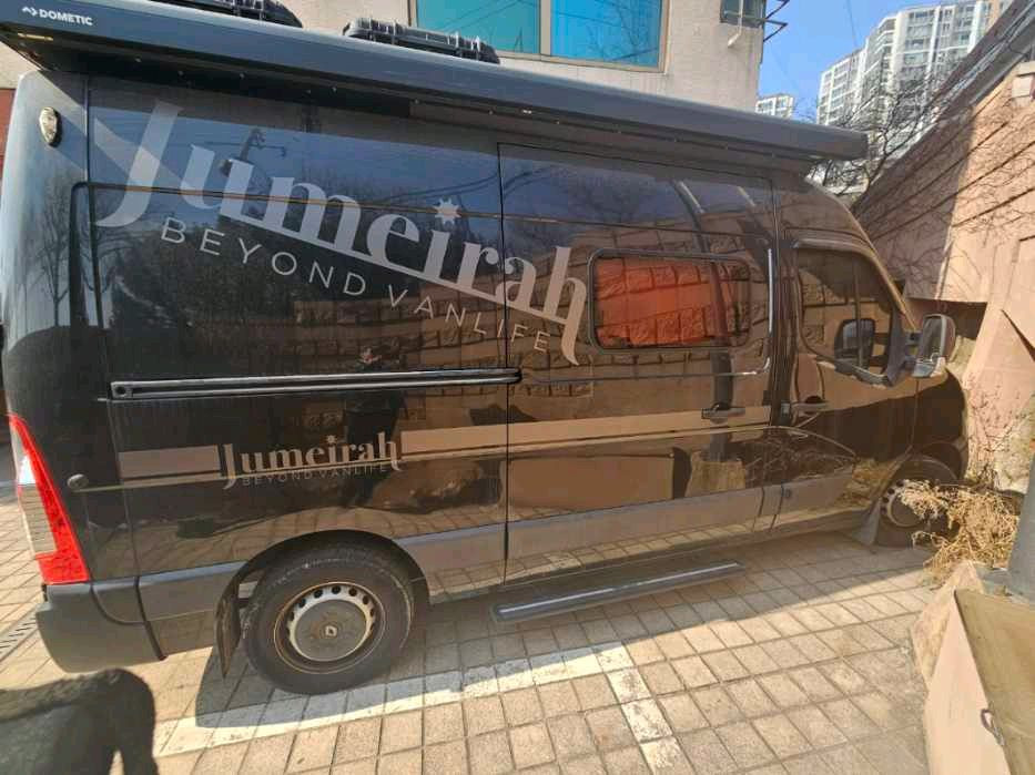 르노마스터 밴 캠핑카 이미지