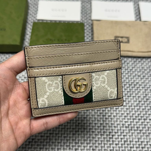 구찌 오피디아 GG 카드지갑