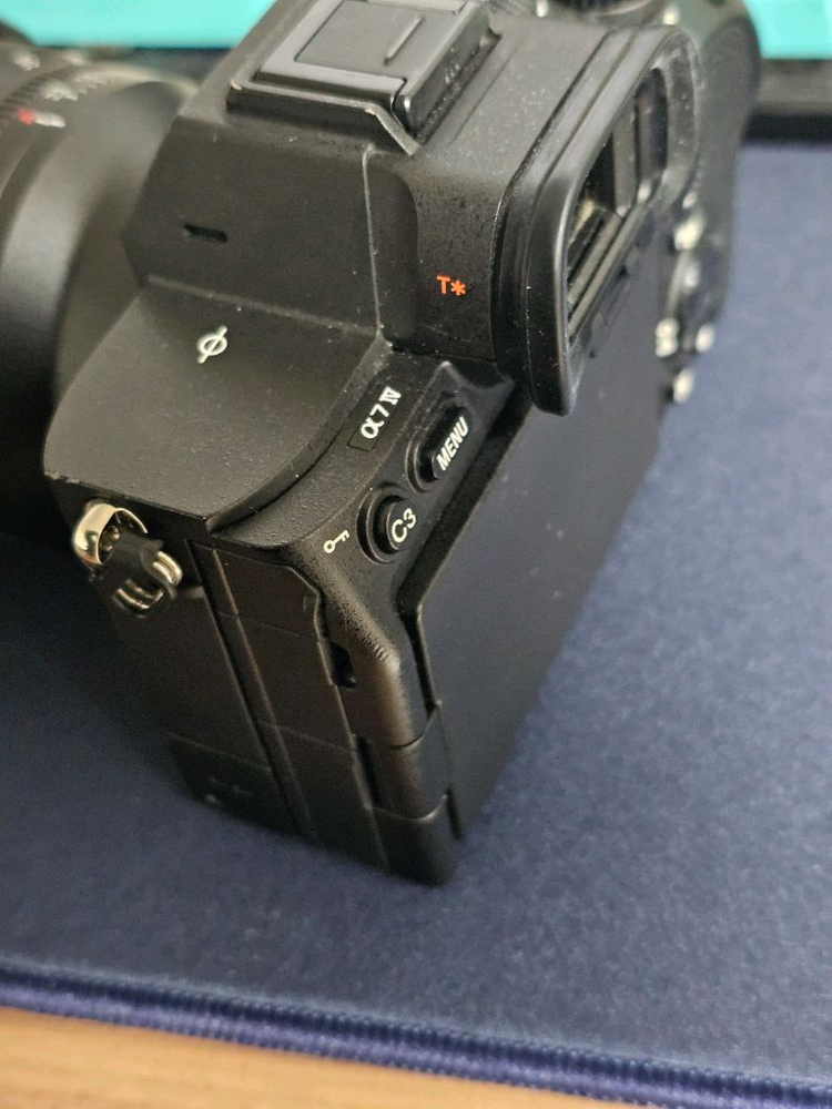 소니 a7m4 바디--1