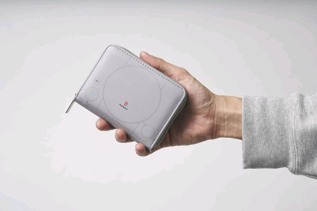 모노마스터 2025년 11월호 (PS 30주년 기념 PS1 모티브 쟈바라 지갑 & 컨트롤러 마스코트 홀더 포함) 이미지