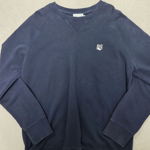 메종키츠네 네이비 맨투맨