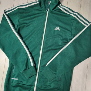 아디다스 트레이닝 니트 트랙탑 사이즈95 m스포츠웨어/아우터/트랙탑/남성용/길이: 숏/긴팔여러 중고사이트에도 같이 이미지