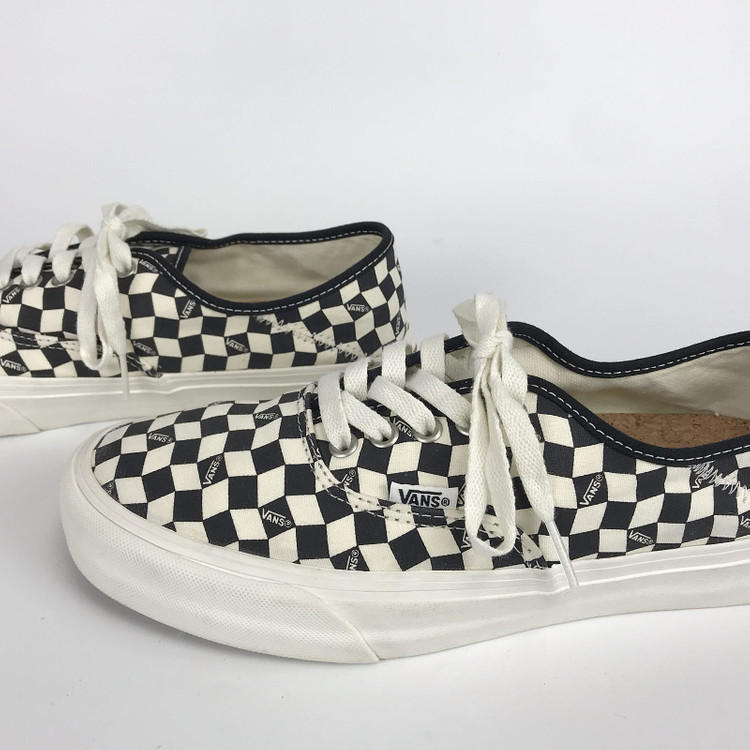 반스 어센틱 VR3 체커보드 스니커즈 신발 남성270--4
