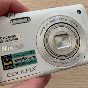 특A급 한글메뉴 니콘 쿨픽스 S4300 터치 빈티지카메라 팝니다.