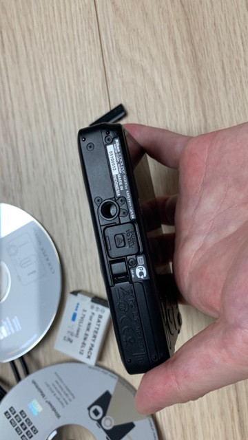 니콘 쿨픽스 S1200PJ 빔프로젝터 카메라 팔아요--6