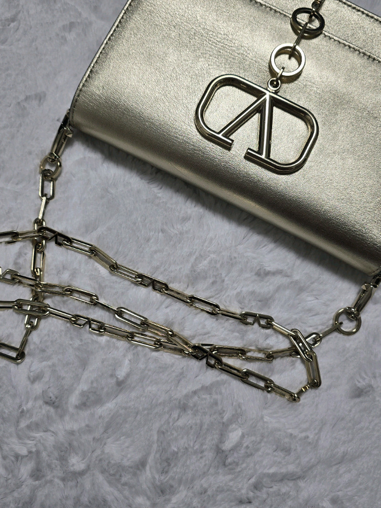 발렌티노 가방 체인백 크로스백 숄더백 (정품)프라다구찌샤넬루이비통셀린느발렌시아가토즈미우미우디올모터백--3