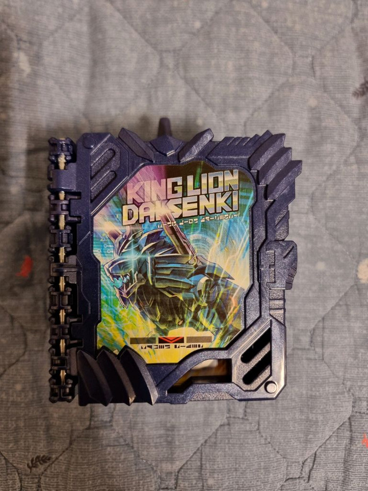 급처) 가면라이더 세이버 DX 킹라이온 대전기 원더 라이드 북 팝니다 이미지