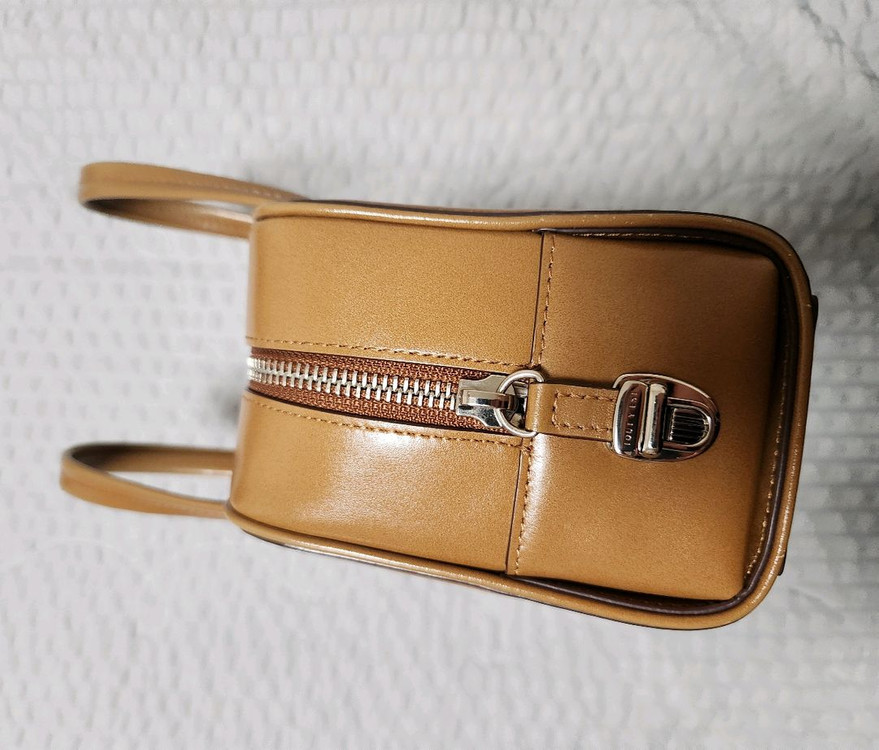 투티에 로케 미니 카멜 이미지