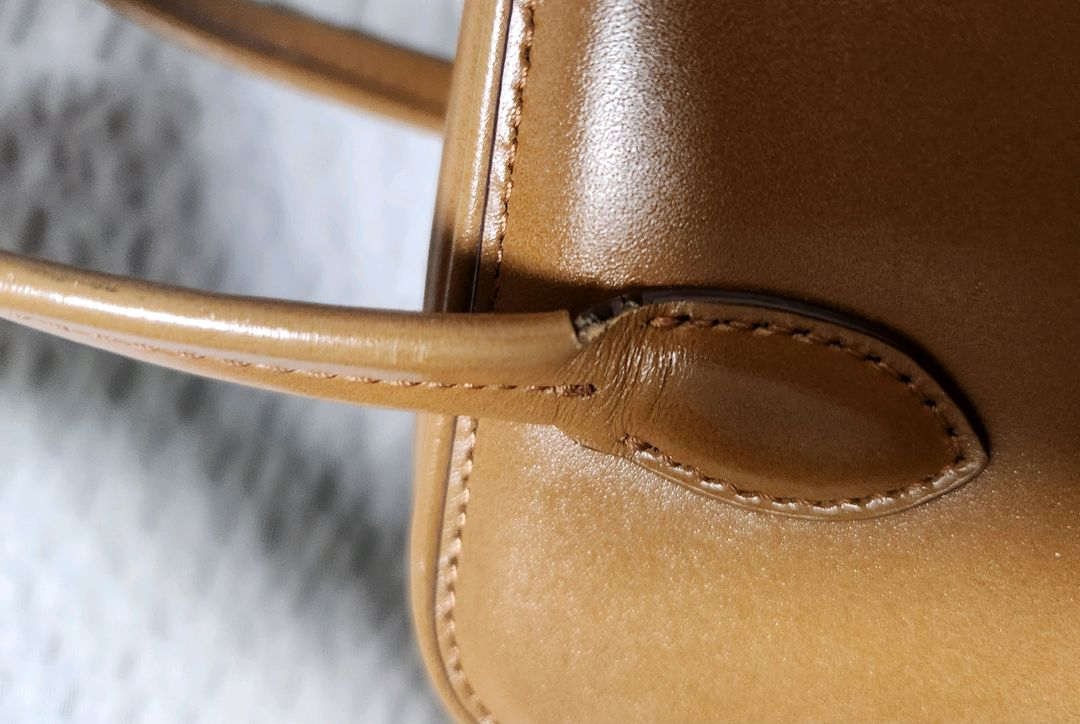 투티에 로케 미니 카멜 이미지