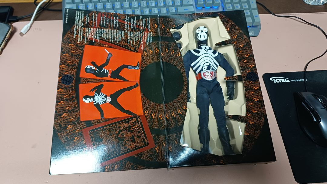 1/8 가면라이더 쇼커 시리즈 피규어 6개 일괄--4