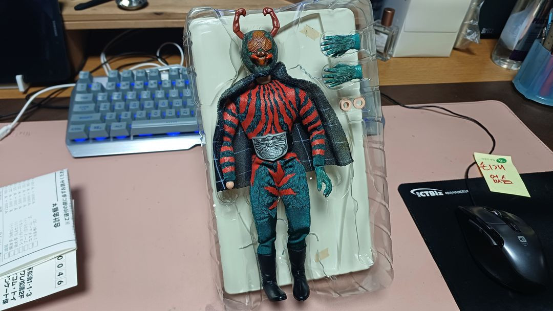 1/8 가면라이더 쇼커 시리즈 피규어 6개 일괄--6