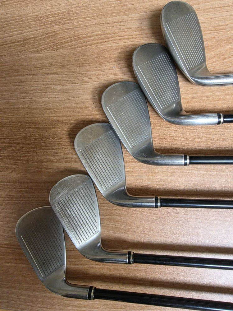 젝시오 MP-500 카본 그라파이트 6 아이언 세트 (5-P) 이미지