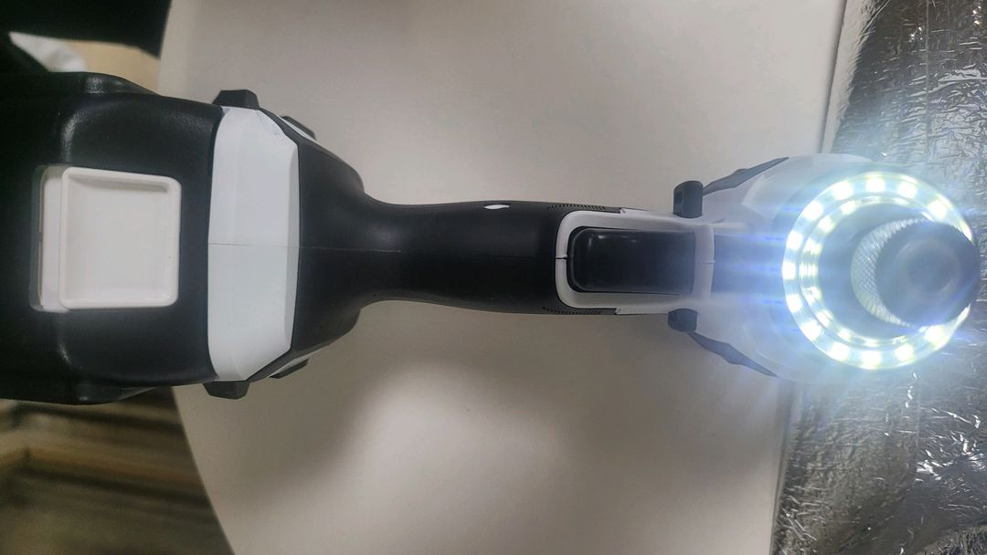 마끼다 임팩드릴 무선 충전드릴 18V 팝니다--1