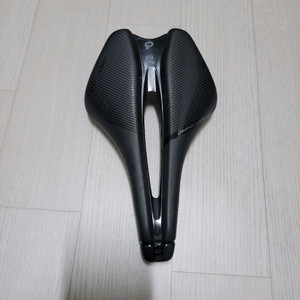 프롤로고 디멘션 티록스 안장 153mm