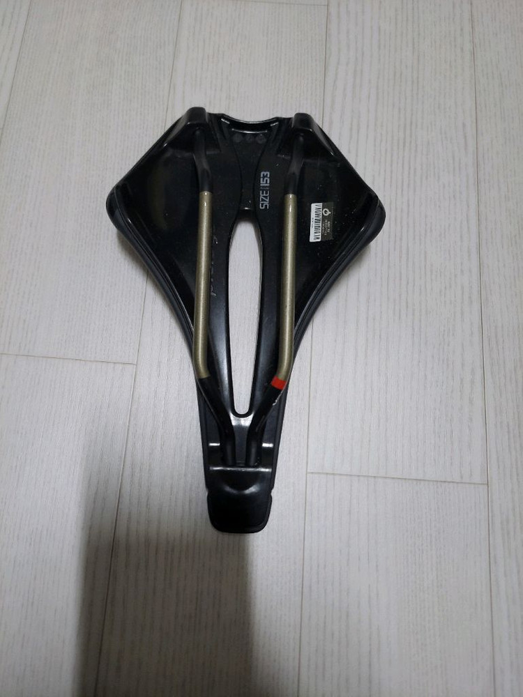 프롤로고 디멘션 티록스 안장 153mm--1