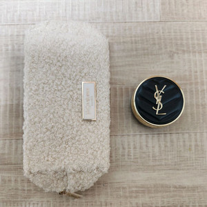 입생로랑 파우치 팝니다