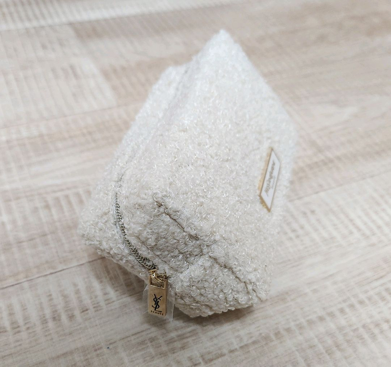 입생로랑 파우치 팝니다--1