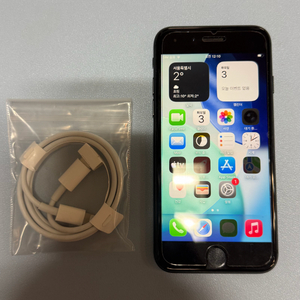 아이폰se3 미드나이트256기가,배터리74프로인스타 감성 사진찍기 좋음모든기능 정상배터리74프로상태 ㅡ상태 좋음 그