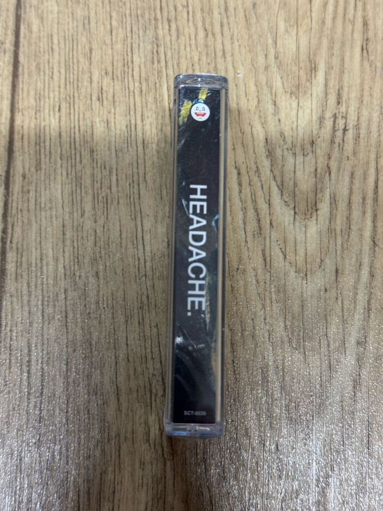 데이먼스이어 HEADACHE 카세트테이프 미개봉--2