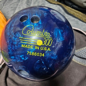 콜롬비아 300 쉐도우 볼링공