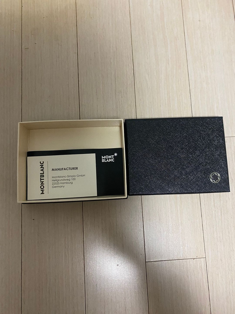 몽블랑 사피아노 명함 반지갑 이미지