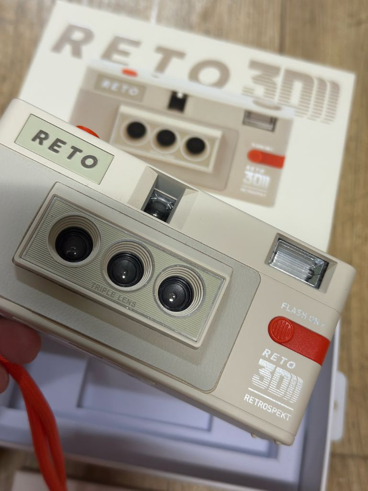 레토 3D 카메라 (화이트) + 코닥 칼라플러스 200--1
