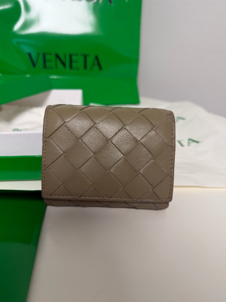 정품) 보테가베네타 스몰 인트레치아토 3단 폴더형 지퍼 지갑 여성--8