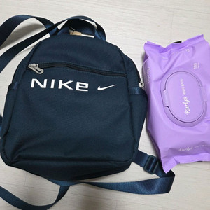 나이키 퓨추라 여성 미니 백팩 새제품 무료배송