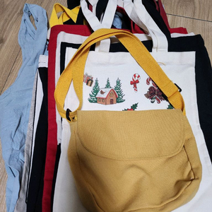 다양한 숄더백 에코백 캔버스 천가방