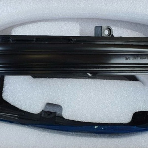 bmw g30 5시리즈용 무빙 사이드리피터 팝니다