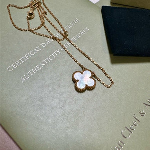 반클리프아펠 목걸이(빈티지)