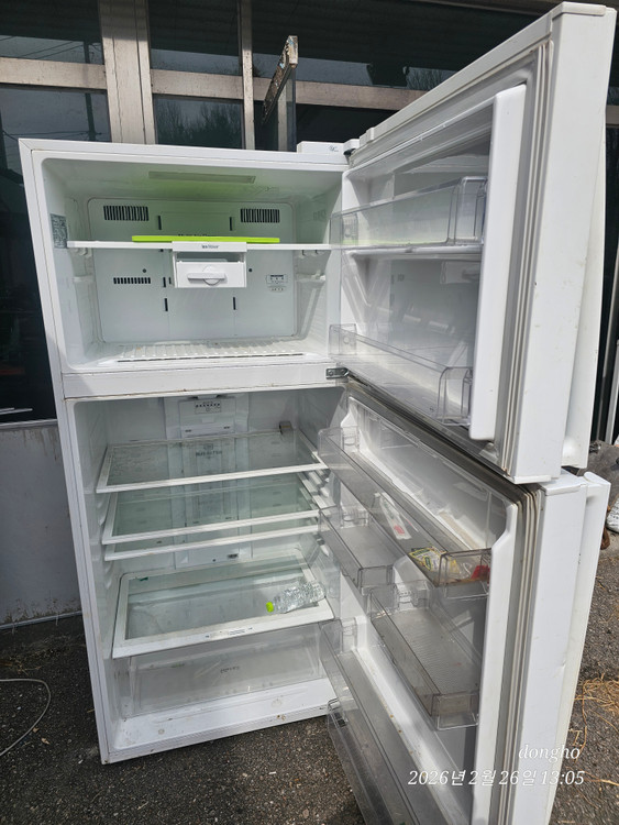 밤새 고민! 소형냉장고2대+ 정수기 세트--2