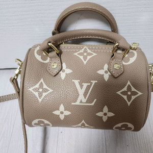 류이비툥 미니 크로스백