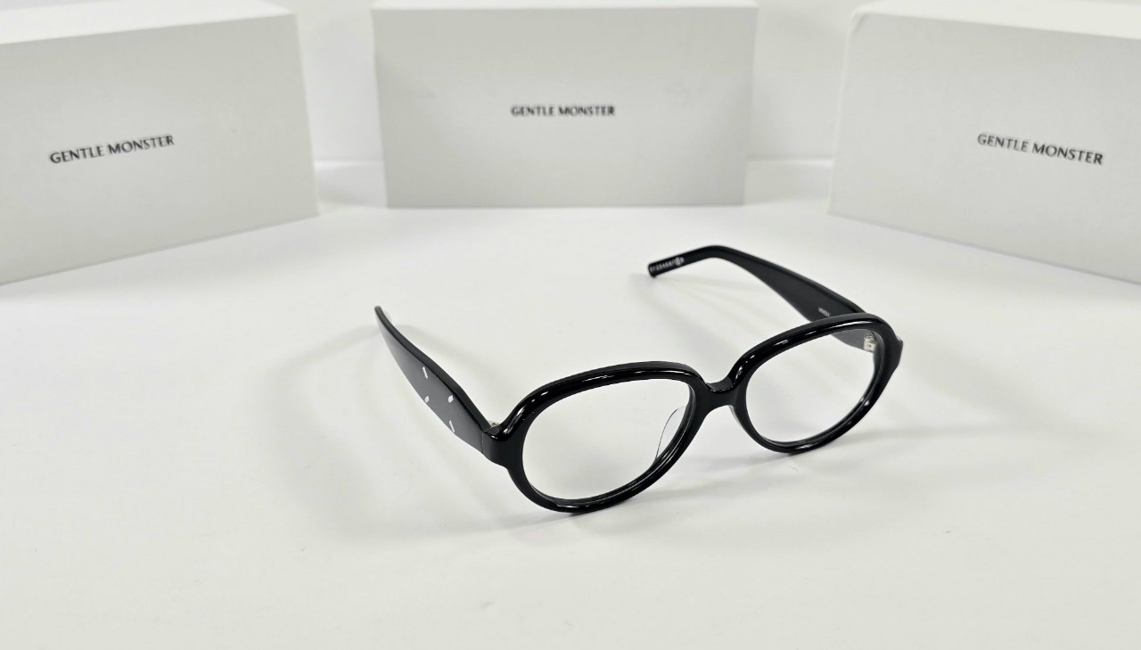 젠틀몬스터 마르지엘라 MM211 안경 이미지