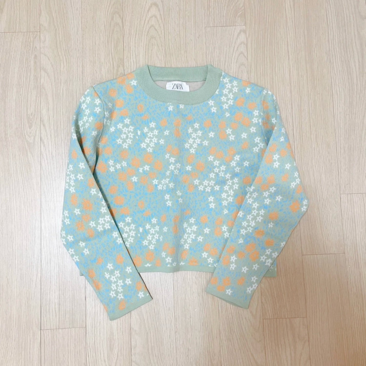 자라 꽃무늬 니트 새상품--0