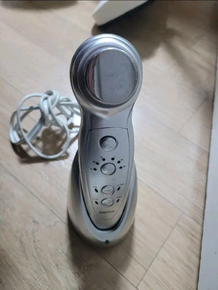 메르비 갈바닉 초음파이온 피부 마사지기(택배포함)--0