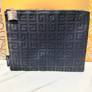 지방시 뷰티 블랙 로고 파우치/새상품