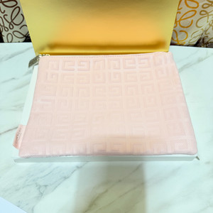 지방시 뷰티 파우치 핑크(새상품)