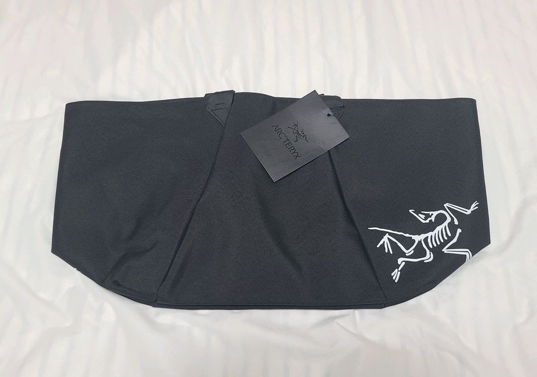 아크테릭스 캐리어 45L 토트백 ( 새제품 )--1