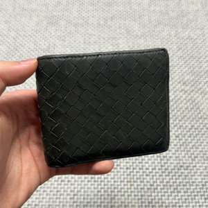 보테가베네타 인트레치아토 반지갑