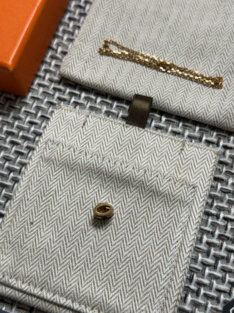 에르메스 팝아슈 미니 목걸이 블랙--1