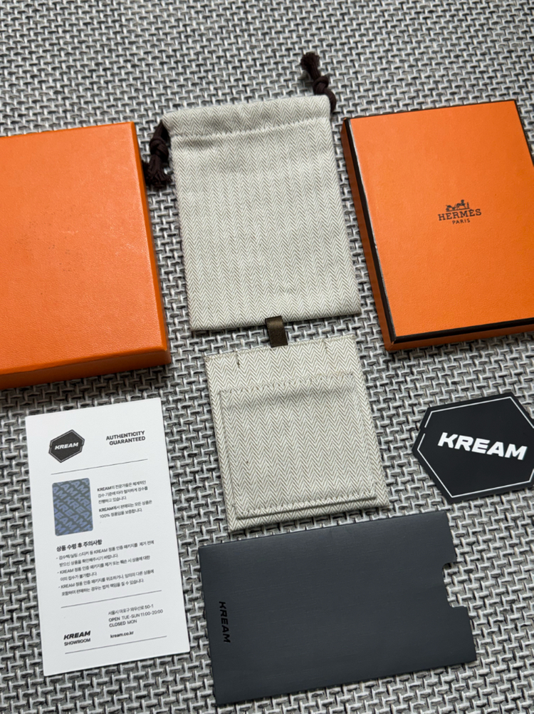 에르메스 팝아슈 미니 목걸이 블랙--3