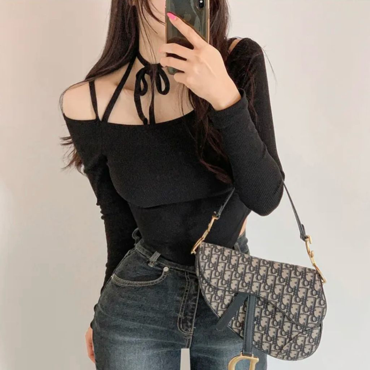 블랙 검은색 오프숄더 리본 블라우스 긴팔 홀터넥 골지 빈티지 에이블리 이미지