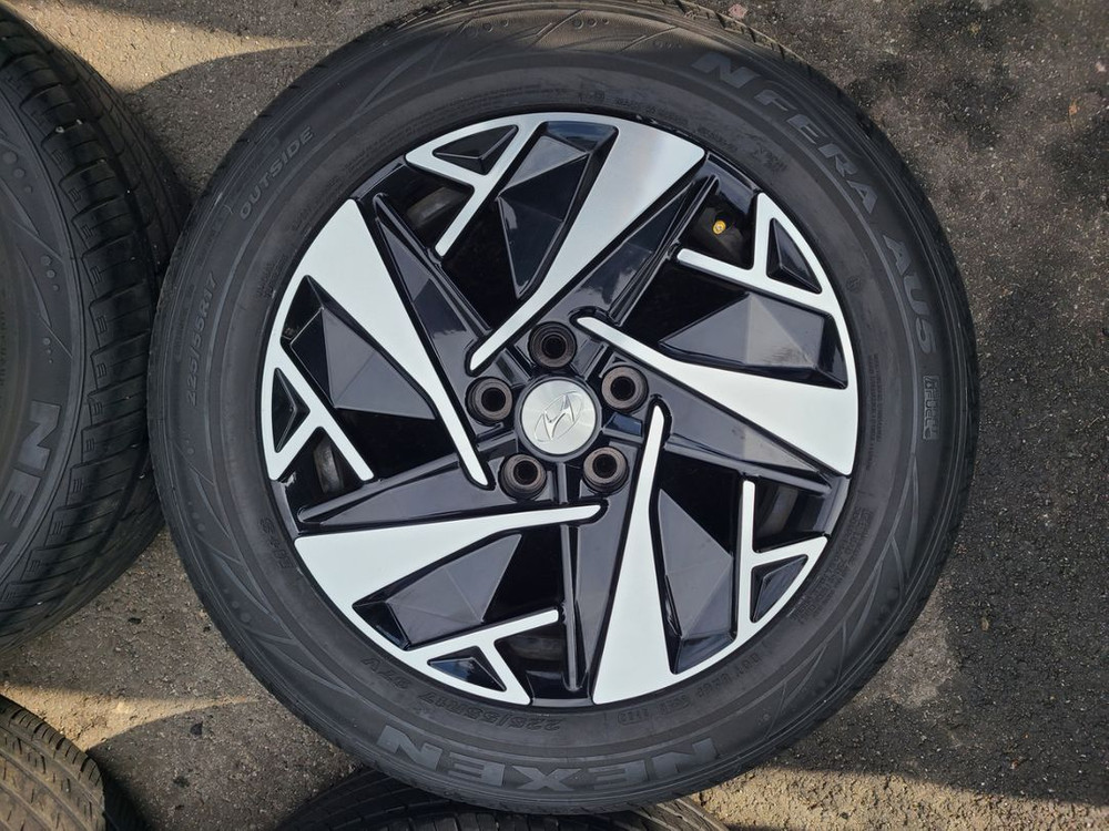 그랜저 IG 17인치 2255517 휠타이어 팝니다 이미지