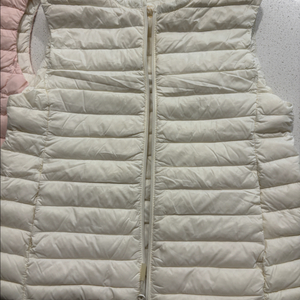 탑텐 140사이즈경량조끼 두벌일괄