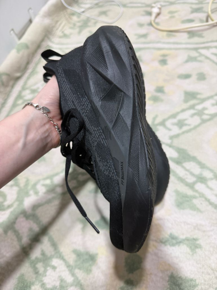 아식스 노바블라스트 노블5 블랙 235 / 러닝화--3