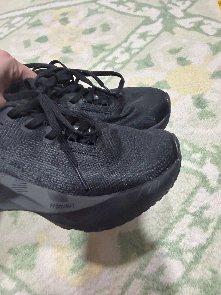 아식스 노바블라스트 노블5 블랙 235 / 러닝화--8