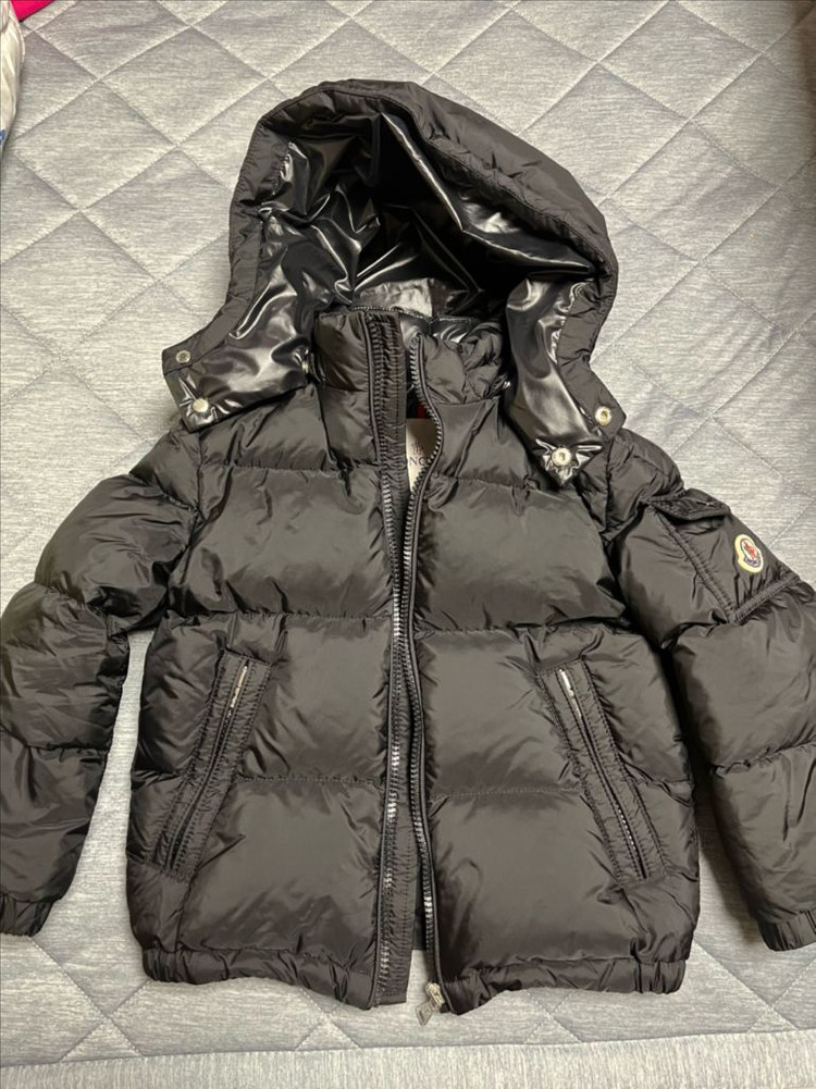 몽클레어 키즈 제이크 (jake) 6y 블랙 판매합니다--0